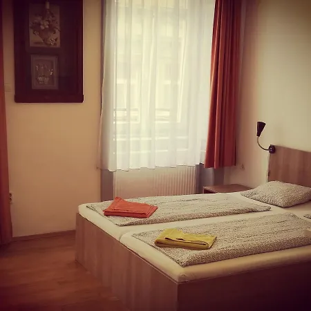 Capital 3*